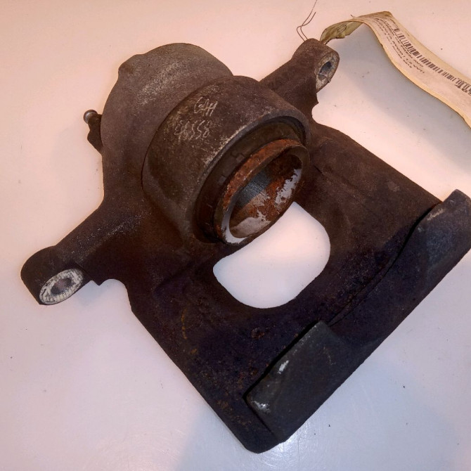 Etrier de frein avant gauche occasion TOYOTA AYGO I Phase 1 04-1995->04-1999 1.0 VVTI 68ch 477500H010 3