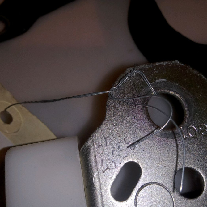 Ceinture arrière droite occasion TOYOTA AYGO I Phase 1 04-1995->04-1999 1.0 VVTI 68ch 733600H010C4 3