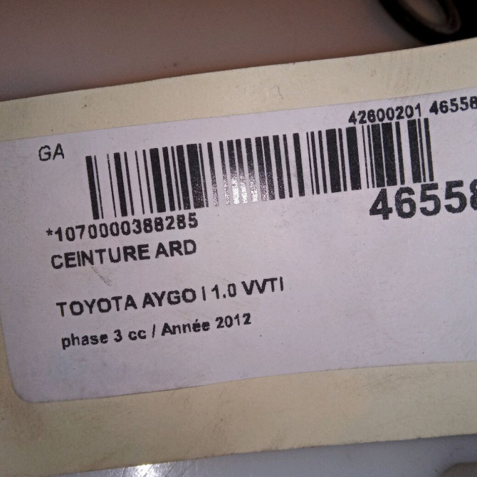 Ceinture arrière droite occasion TOYOTA AYGO I Phase 1 04-1995->04-1999 1.0 VVTI 68ch 733600H010C4 4
