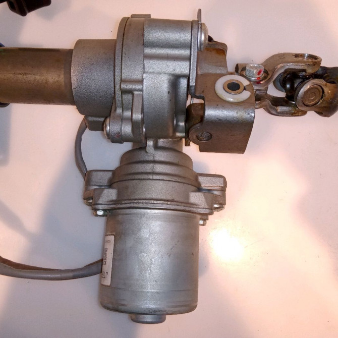 Colonne de direction assistee occasion TOYOTA AYGO I Phase 1 04-1995->04-1999 1.0 VVTI 68ch 452500H041 2