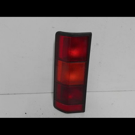 Feu arrière gauche occasion RENAULT EXPRESS Phase 1 11-1985->09-1994 1.6 D 7701031915