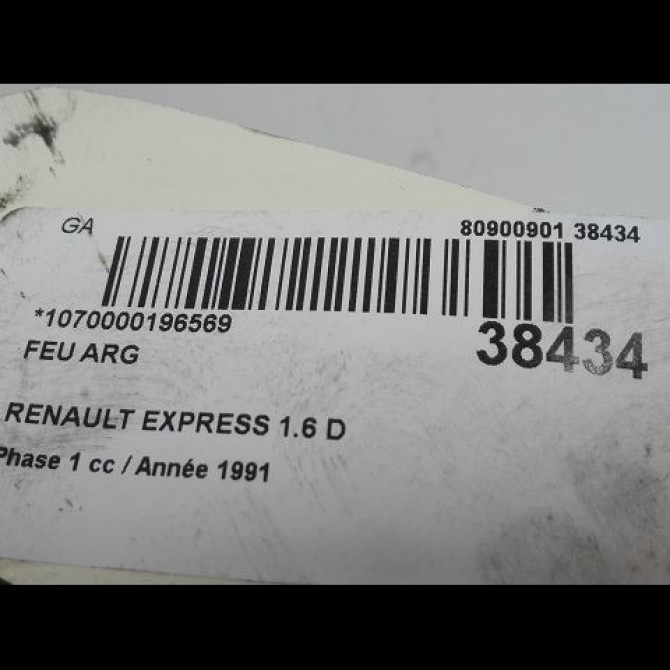Feu arrière gauche occasion RENAULT EXPRESS Phase 1 11-1985->09-1994 1.6 D 7701031915 3