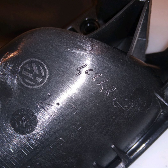 Poignee int porte avg occasion VOLKSWAGEN POLO V POLO V Phase 1 2009-09-01->2014-05-31 1.2 60ch 6R0867179JTLL 3