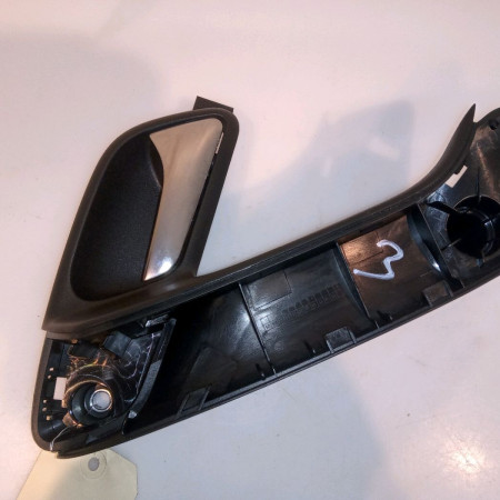 Poignee int porte avd occasion VOLKSWAGEN POLO V POLO V Phase 1 2009-09-01->2014-05-31 1.2 60ch 6R0867180KTLL