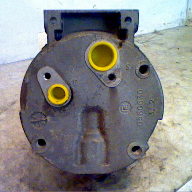 Compresseur air conditionne occasion RENAULT MEGANE I Phase 2 03-1999->06-2003 1.9 DCI 926005849R 3