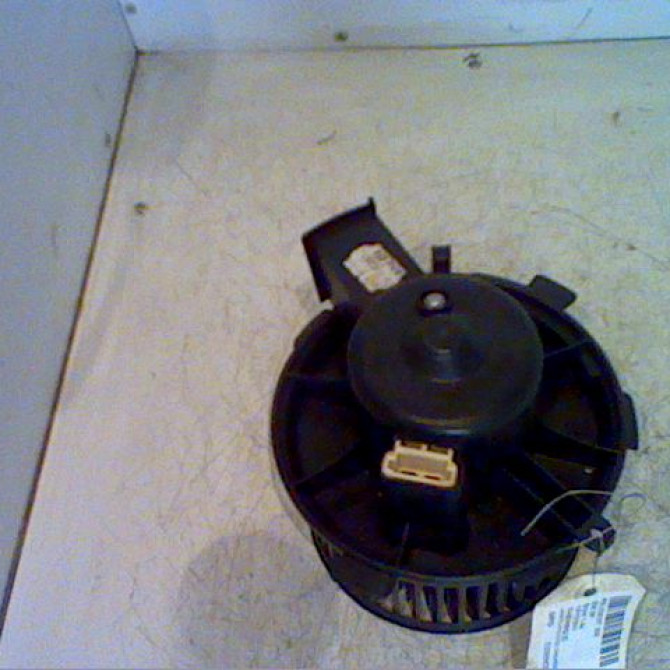 Ventilateur de chauffage occasion PEUGEOT 206 Phase 1 09-1998->03-2009 1606357480 3