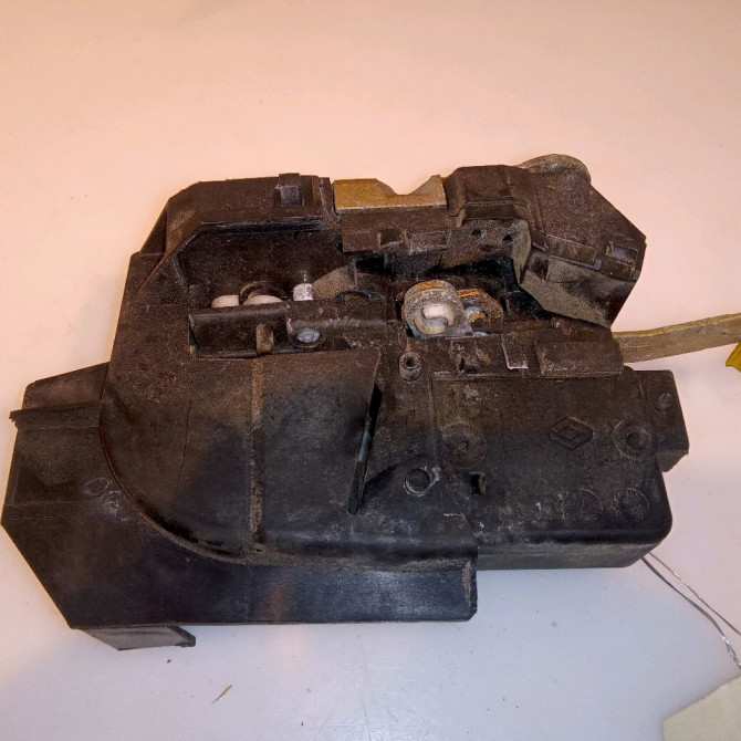 Serrure porte arg occasion RENAULT SAFRANE Phase 2 09-1996->08-2000 2.2 DT 7701036104 2