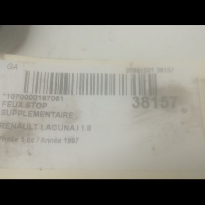 Feux stop supplementaire occasion RENAULT LAGUNA I Phase 1 01-1994->04-1998 1.8 7700847097 3
