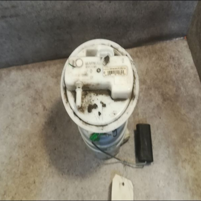 Pompe à carburant immergée occasion DACIA SANDERO I Phase 1 06-2008->10-2012 172024388R 2