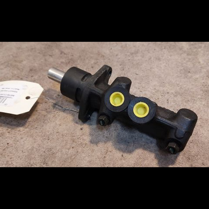 Maitre cylindre occasion RENAULT LAGUNA I Phase 2 04-1998->11-2000 1.9 DTI 7701203719 1