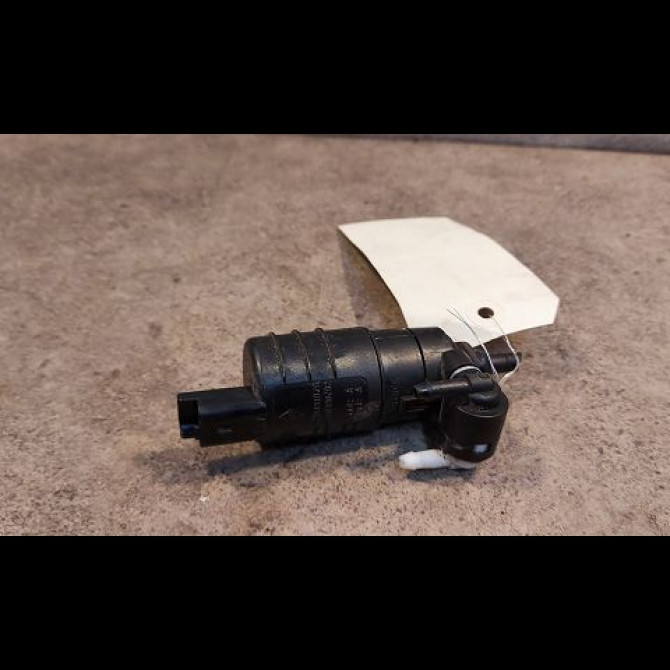 Pompe lave-glace avant occasion RENAULT MEGANE I Phase 2 03-1999->06-2003 1.9 DCI 7700430702 1