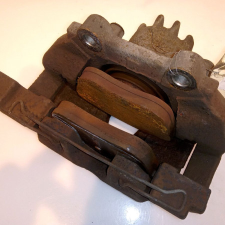 Etrier de frein avant droit occasion PEUGEOT 308 I Phase 1 09-2007->03-2011 2.0 HDI 16v 136ch 4400T3