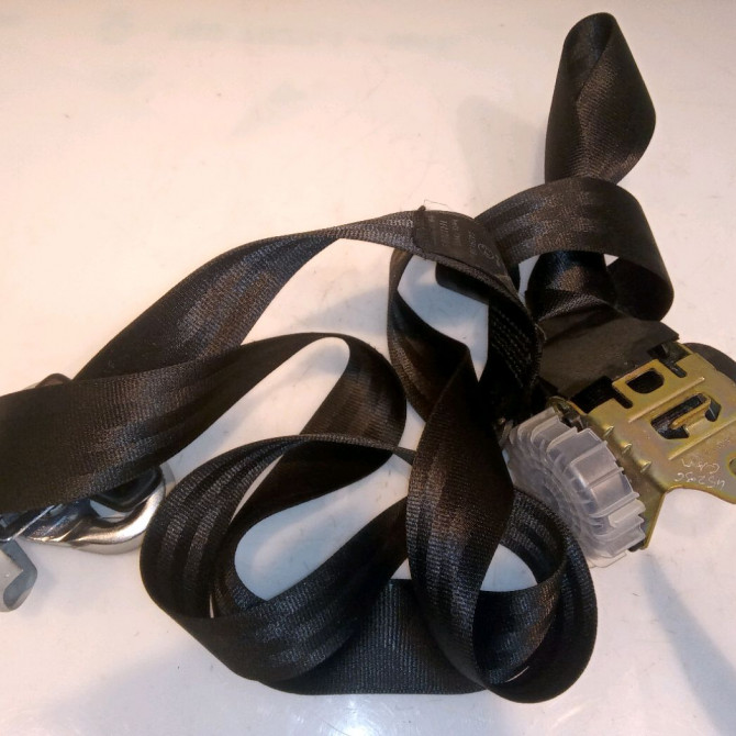 Ceinture arrière droite occasion VOLKSWAGEN GOLF IV GOLF IV Phase 1 1998-01-01->2005-06-30 1.9 TDI 130ch 1J6857806FHCP 2