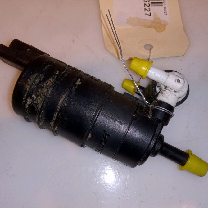 Pompe lave-glace avant occasion RENAULT KANGOO I Phase 1 09-1997->06-2003 1.9 D 65ch 7700430702 2