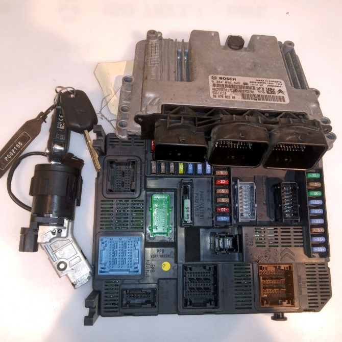 Calculateur moteur occasion PEUGEOT 208 208 Phase 1 2012-03-01->2015-09-30 1.6 E-HDI 92ch 1611752980 3