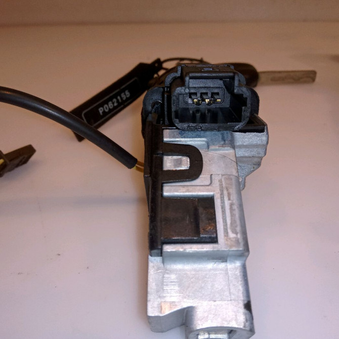 Calculateur moteur occasion PEUGEOT 208 208 Phase 1 2012-03-01->2015-09-30 1.6 E-HDI 92ch 1611752980 4