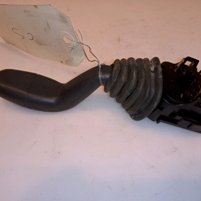 Commande essuie glace occasion SKODA FELICIA 2