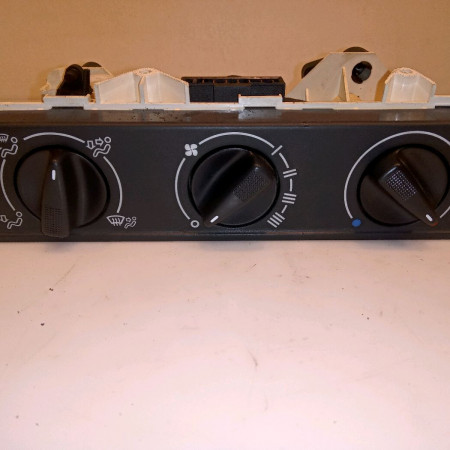 Commande de chauffage occasion SKODA FELICIA