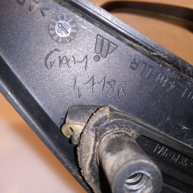 Retroviseur exterieur manuel droit occasion SKODA FELICIA 4