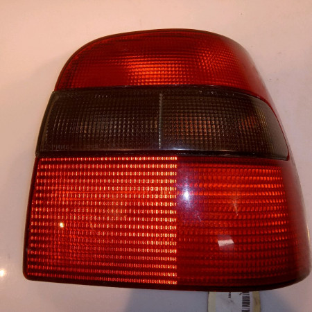 Feu arrière droit occasion SKODA FELICIA
