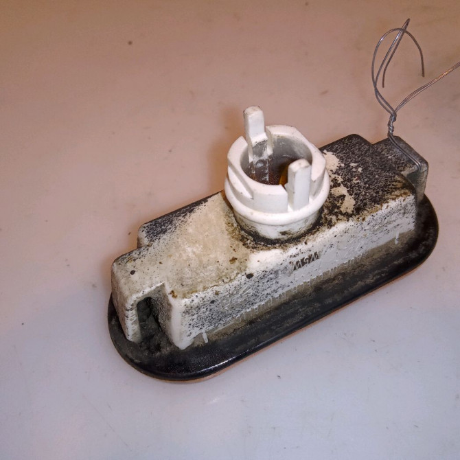 Répétiteur aile droite occasion SKODA FELICIA 2