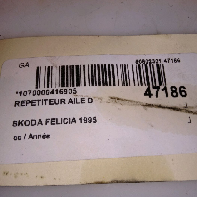 Répétiteur aile droite occasion SKODA FELICIA 4