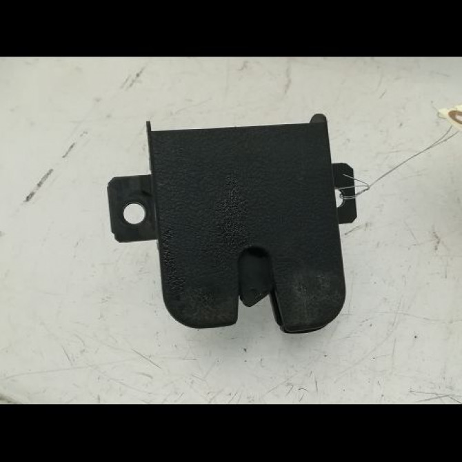 Serrure hayon occasion VOLKSWAGEN GOLF IV GOLF IV Phase 1 1998-01-01->2005-06-30 1.9 TDI 100ch 1J6827505CB41 1