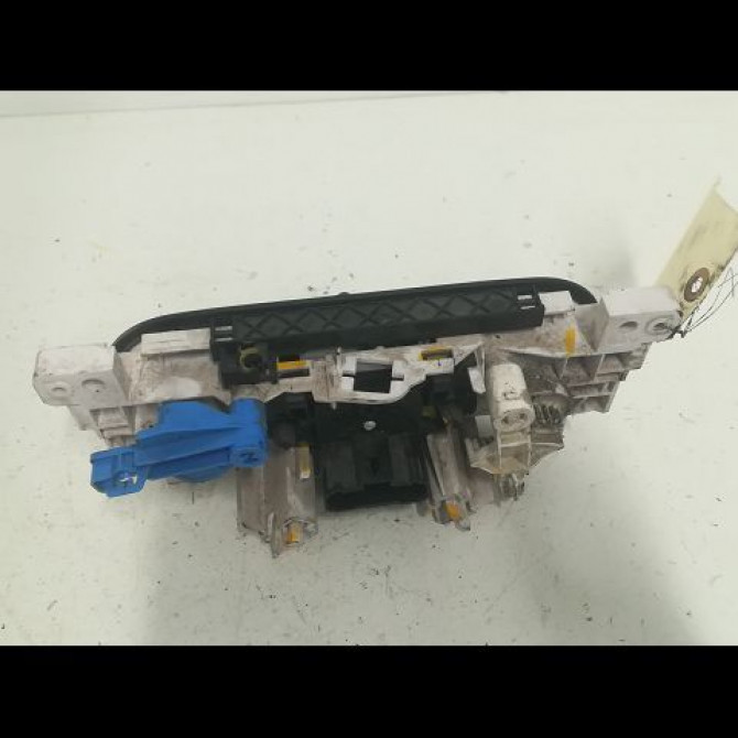 Commande de chauffage occasion DACIA SANDERO I Phase 1 06-2008->10-2012 1.5 DCI 70ch 6001551698 2