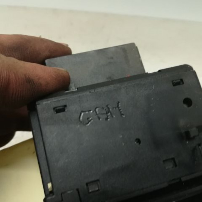 Commande essuie glace occasion CITROEN XSARA Phase 1 02-1998->09-2000 1.9 TD 6239H5 3