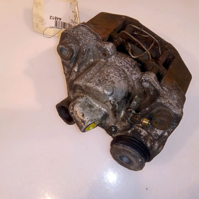 Etrier de frein avant droit occasion CITROEN AX Phase 2 07-1991->06-1998 1.0i 441002 1