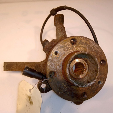 Moyeu avg occasion RENAULT TWINGO I Phase 3 08-2000->06-2007 1.2i 8v 60ch 7700719140