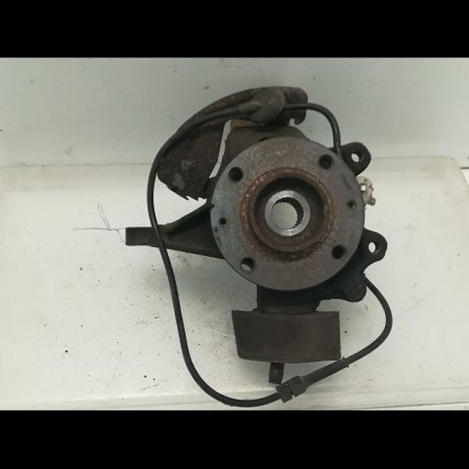 Moyeu avd occasion PEUGEOT 406 Phase 2 04-1999->04-2004 335016 1