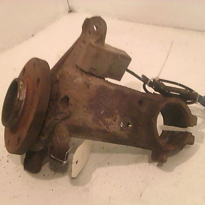 Moyeu avd occasion PEUGEOT 206 Phase 1 09-1998->03-2009 2.0 HDI 335016 2