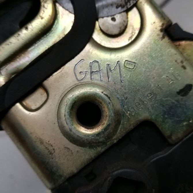 Serrure porte ard occasion PEUGEOT 407 Phase 1 04-2004->07-2008 1.6 HDI 16v 9138V0 5