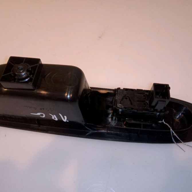 Commande leve-glace porte arrière gauche occasion CITROEN C4 II Phase 1 10-2010->01-2015 1.6 HDI 115ch 6490JZ 2