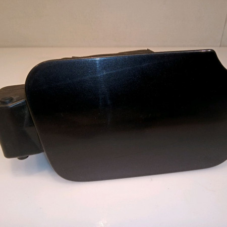 Volet de trappe carburant occasion PEUGEOT 407 phase 1 SW 07-2004->07-2008 2.0 HDI 136ch 1517A7