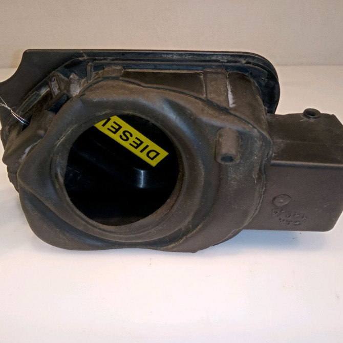 Volet de trappe carburant occasion PEUGEOT 407 phase 1 SW 07-2004->07-2008 2.0 HDI 136ch 1517A7 2