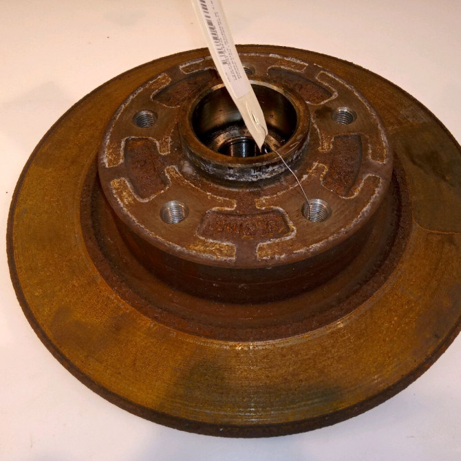 Moyeu arg occasion RENAULT SCENIC III Phase 1 04-2009->11-2011 1.6 DCI 130ch 1