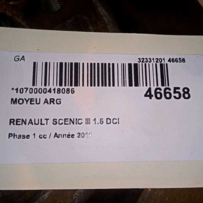 Moyeu arg occasion RENAULT SCENIC III Phase 1 04-2009->11-2011 1.6 DCI 130ch 4