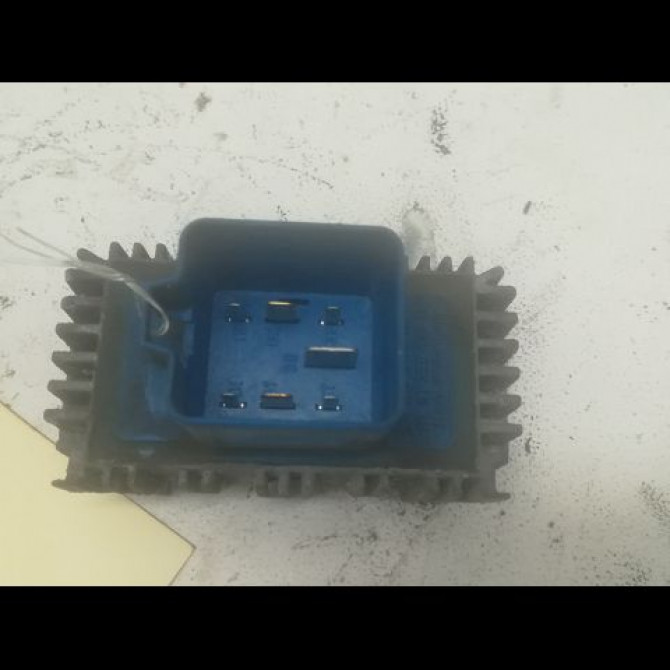 Boitier de préchauffage occasion OPEL ASTRA III ASTRA III Phase 1 2004-04-01->2006-12-31 1.9 CDTI 120ch 93196678 2