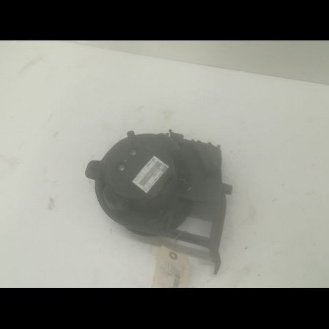 Ventilateur de chauffage occasion RENAULT CLIO II Phase 2 06-2001->07-2006 1.2 16v 7701049076 2