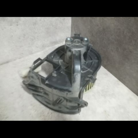 Ventilateur de chauffage occasion RENAULT CLIO II Phase 2 06-2001->07-2006 1.5 DCI 70ch 7701067032