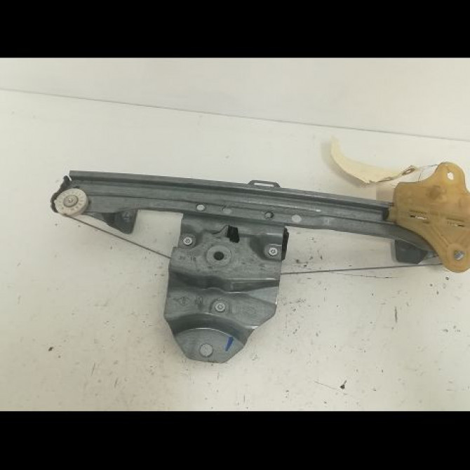 Mecanisme+moteur leve-glace ard occasion RENAULT CLIO IV Phase 1 07-2012->... 1.5 DCI 90ch 827008880R 2