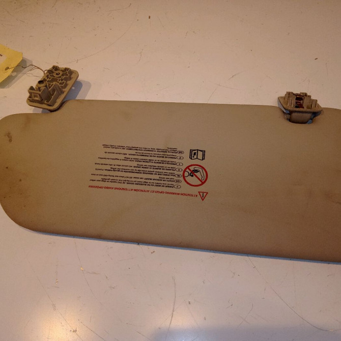 Pare-soleil droit occasion PEUGEOT 3008 I Phase 1 04-2009->12-2013 1.6 HDI 110ch 16115133BJ 2