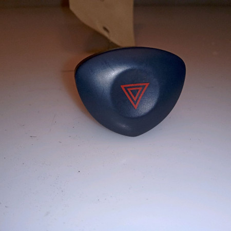 Bouton de warning occasion RENAULT CLIO II Phase 2 06-2001->07-2006 1.5 DCI 65ch