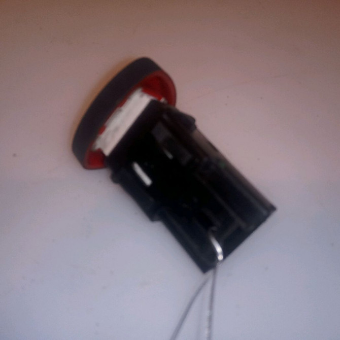 Bouton de warning occasion RENAULT CLIO II Phase 2 06-2001->07-2006 1.5 DCI 80ch 2