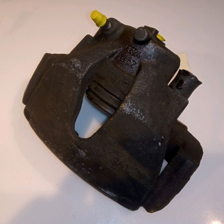 Etrier de frein avant droit occasion OPEL ASTRA III ASTRA III Phase 1 2004-04-01->2006-12-31 1.9 CDTI 120ch 93176427