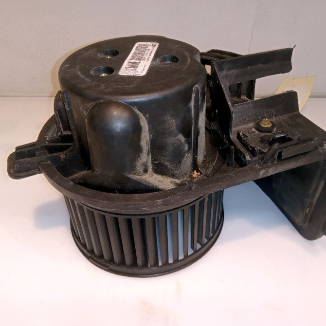 Ventilateur de chauffage occasion RENAULT CLIO II Phase 2 06-2001->07-2006 1.5 DCI 80ch 7701051271 2
