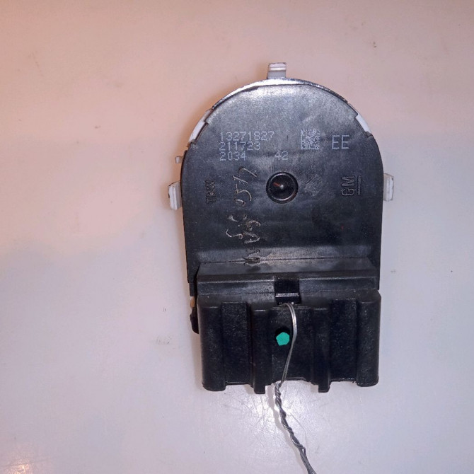 Commande rétroviseurs extérieures électriques occasion OPEL ASTRA IV 13350786 2