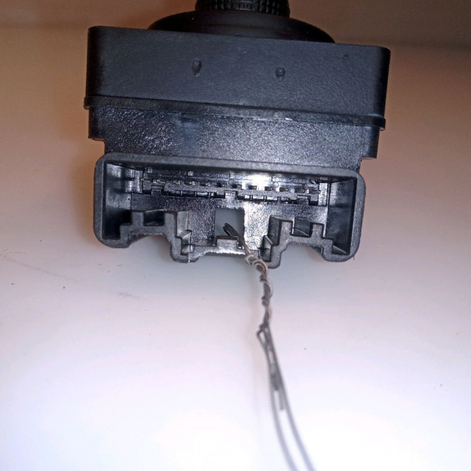 Commande rétroviseurs extérieures électriques occasion OPEL ASTRA IV 13350786 3